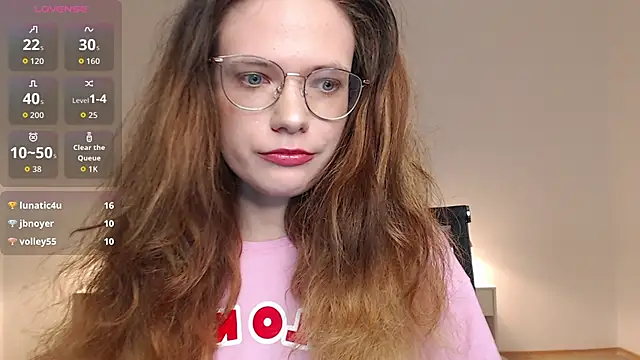 Little_foxx1 stripchat live cam model