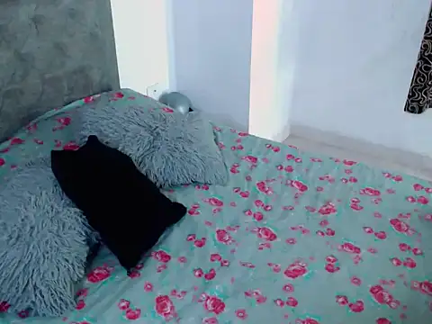 diana__34 stripchat live cam model