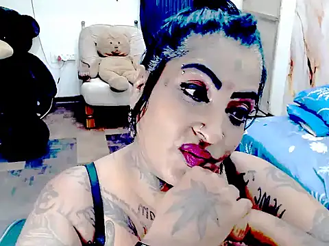 Indiancatz2 stripchat live cam model