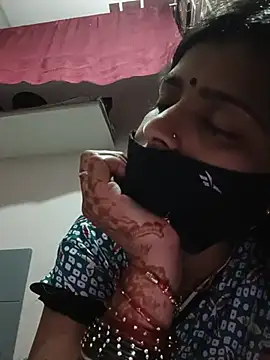 Daya_Chheda stripchat live cam model