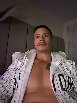 DOMINICKVEGAS77 stripchat live cam model