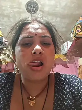 Your-shreya143 stripchat live cam model