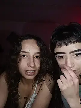 AlexxaAndRileyy stripchat live cam model