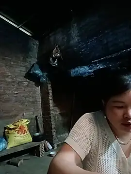nana_nana99 stripchat live cam model