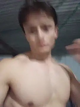 Davitfitnosuke stripchat live cam model
