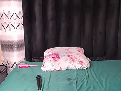 Miss_DarkBubble stripchat live cam model