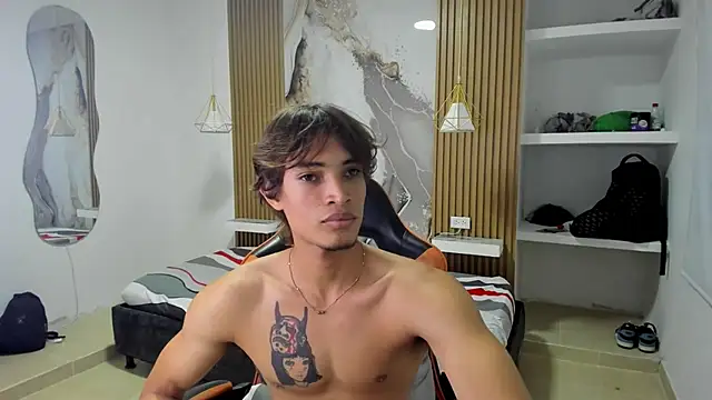kenshi_roa stripchat live cam model