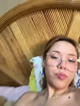 coupleyys stripchat live cam model