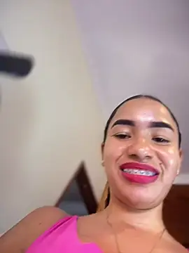GracieRusell stripchat live cam model