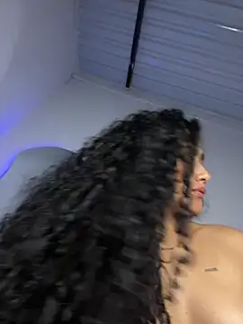 jaderossxx stripchat live cam model