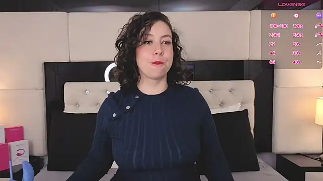 CarlaRossi_ stripchat live cam model