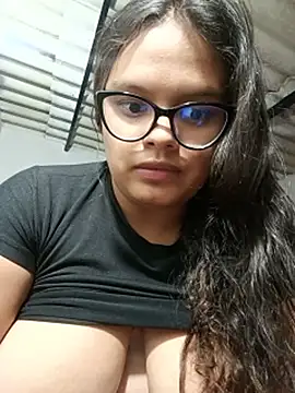 luluboobs9 stripchat live cam model