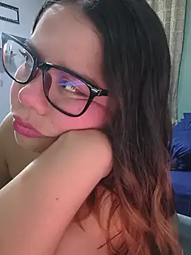 Eimy__saenz stripchat live cam model