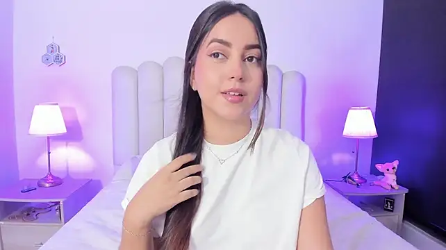 SofieBunnie stripchat live cam model