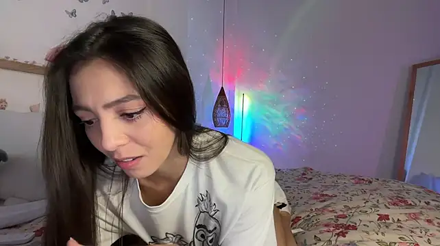 keirasworld stripchat live cam model