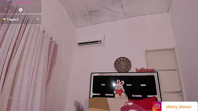 zoe_siren stripchat live cam model