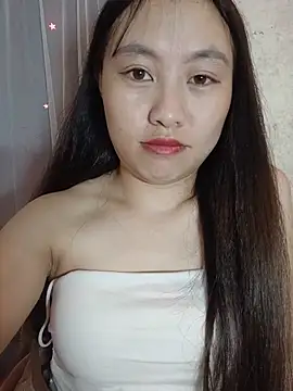 Cherry-squirtt stripchat live cam model