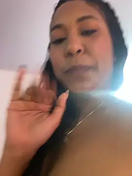 AlexaMorelli stripchat live cam model