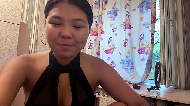 JohannaMickiewicz stripchat live cam model