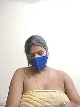hotyrani07 stripchat live cam model