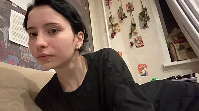 LianaSchweppes stripchat live cam model