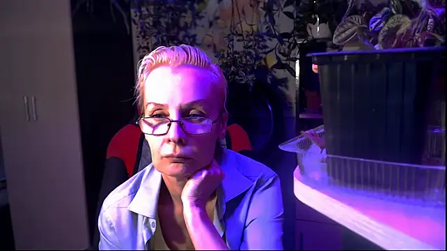HelgaHimmell stripchat live cam model