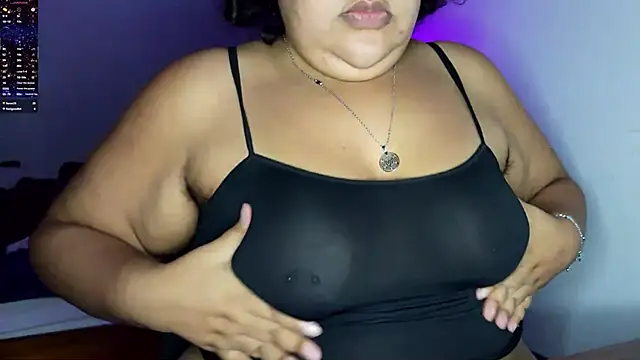 xlatinastar stripchat live cam model