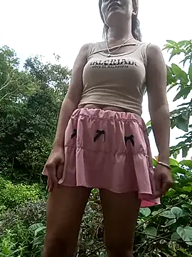 nangmo stripchat live cam model
