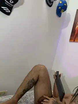 UR_LATIN_BUSHY_GUYS stripchat live cam model
