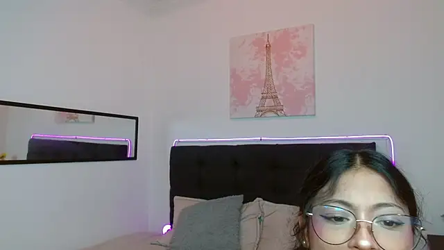 vaness_weet stripchat live cam model