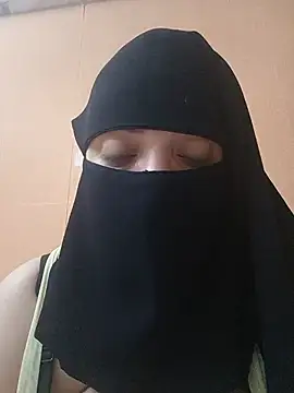 Dallou3a stripchat live cam model