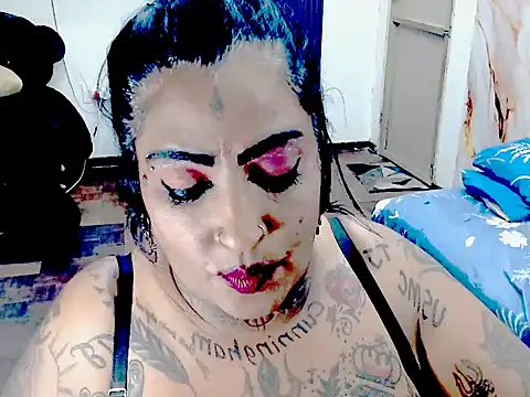 Indiancatz2 stripchat live cam model