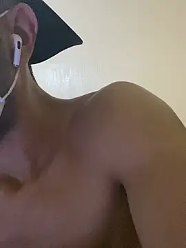 Young_arabe stripchat live cam model