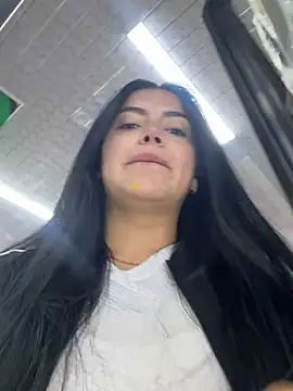 Cami_olarte stripchat live cam model