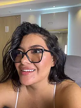 Shell__ stripchat live cam model
