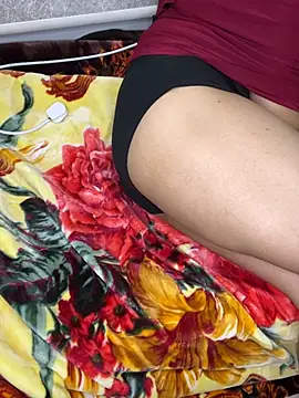 Kifahtv000 stripchat live cam model