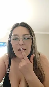 Danitentacion stripchat live cam model