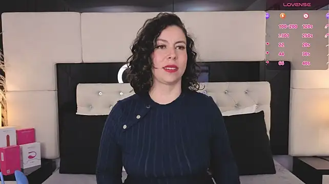 CarlaRossi_ stripchat live cam model