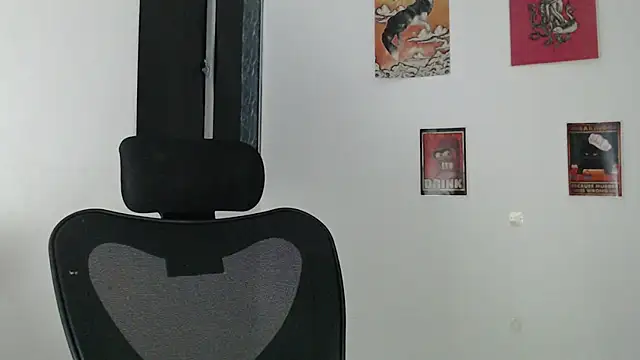 Dha_lia0 stripchat live cam model
