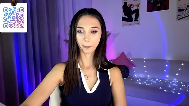 LinaMour stripchat live cam model