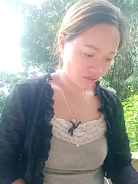 little-effy stripchat live cam model