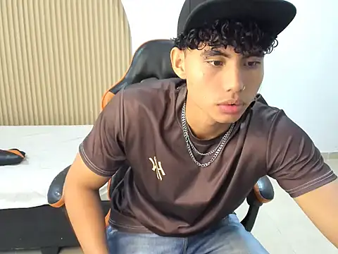 marcus_dick___ stripchat live cam model
