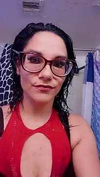 MamaB88 stripchat live cam model