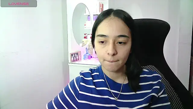 aineangeel stripchat live cam model