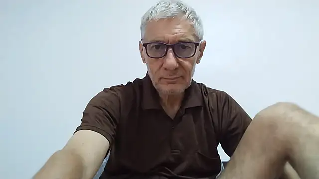 BIGUNCUTHARDCOCK stripchat live cam model