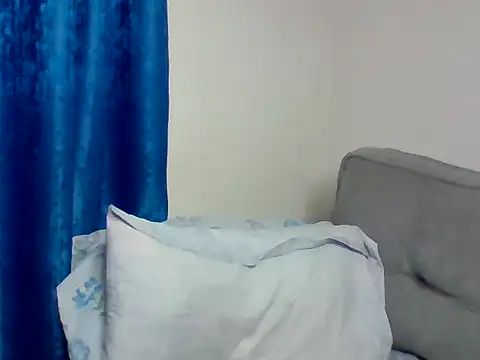 _crystal_princesss stripchat live cam model