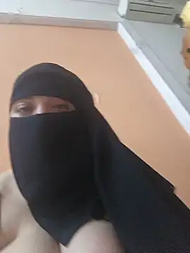 Dallou3a stripchat live cam model