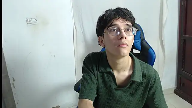 noah_millerx stripchat live cam model
