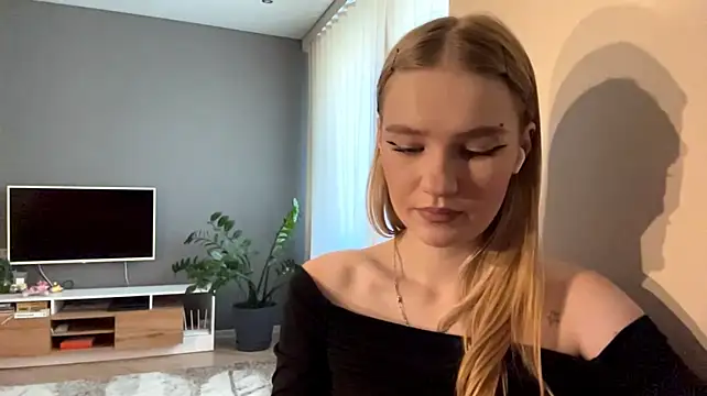 PlasaRima stripchat live cam model