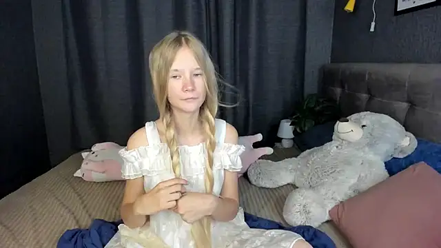 Asya_Almost stripchat live cam model
